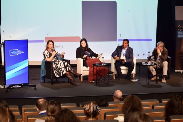 50-DSC_0395 (1) 50-DSC_0395 (1)